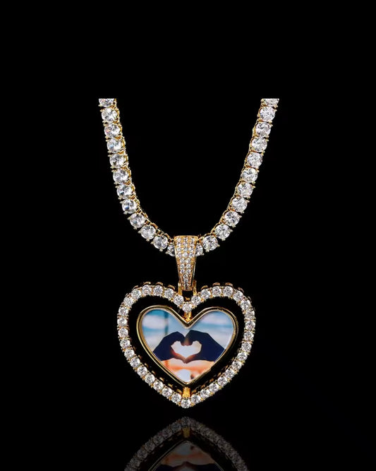 Revolving Heart Photo Pendant